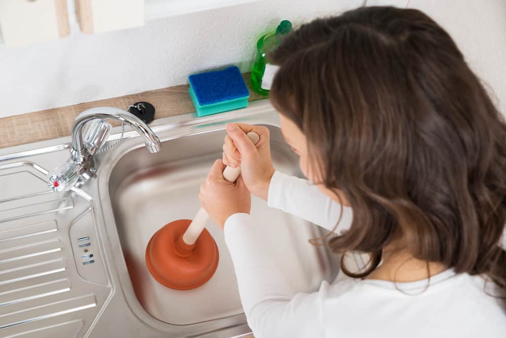 Easy tips to fix a clogged sink