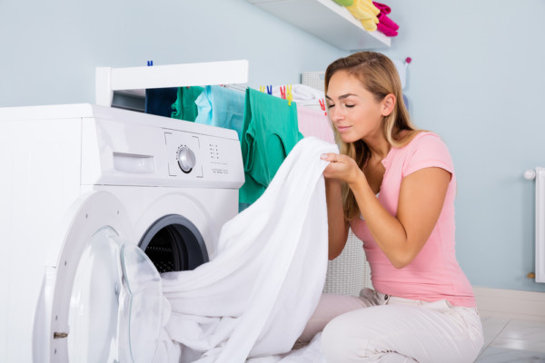 10 Ways to Whiten Clothes Without Using Any Bleach - Bright Freak