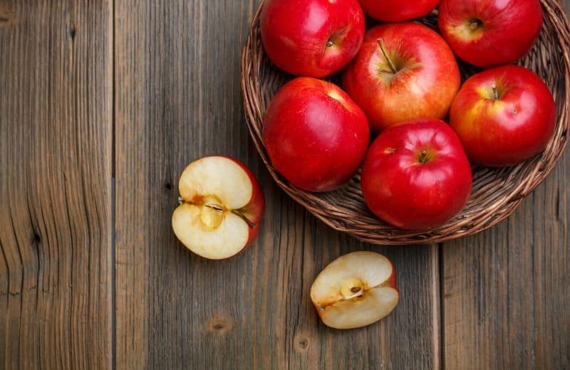 Food for Natural Glowing Skin-Apple