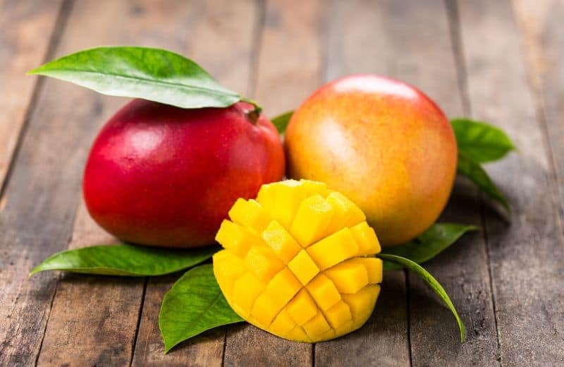 Food for Natural Glowing Skin-Mango