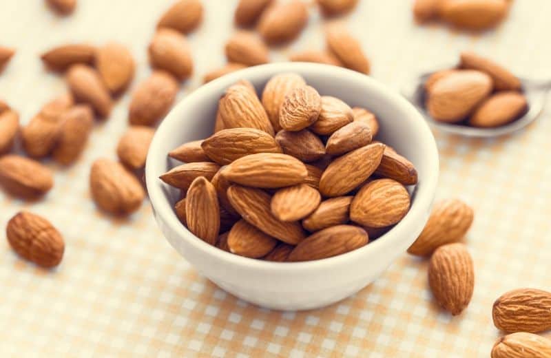 Foods for Healthy Skin-Almonds